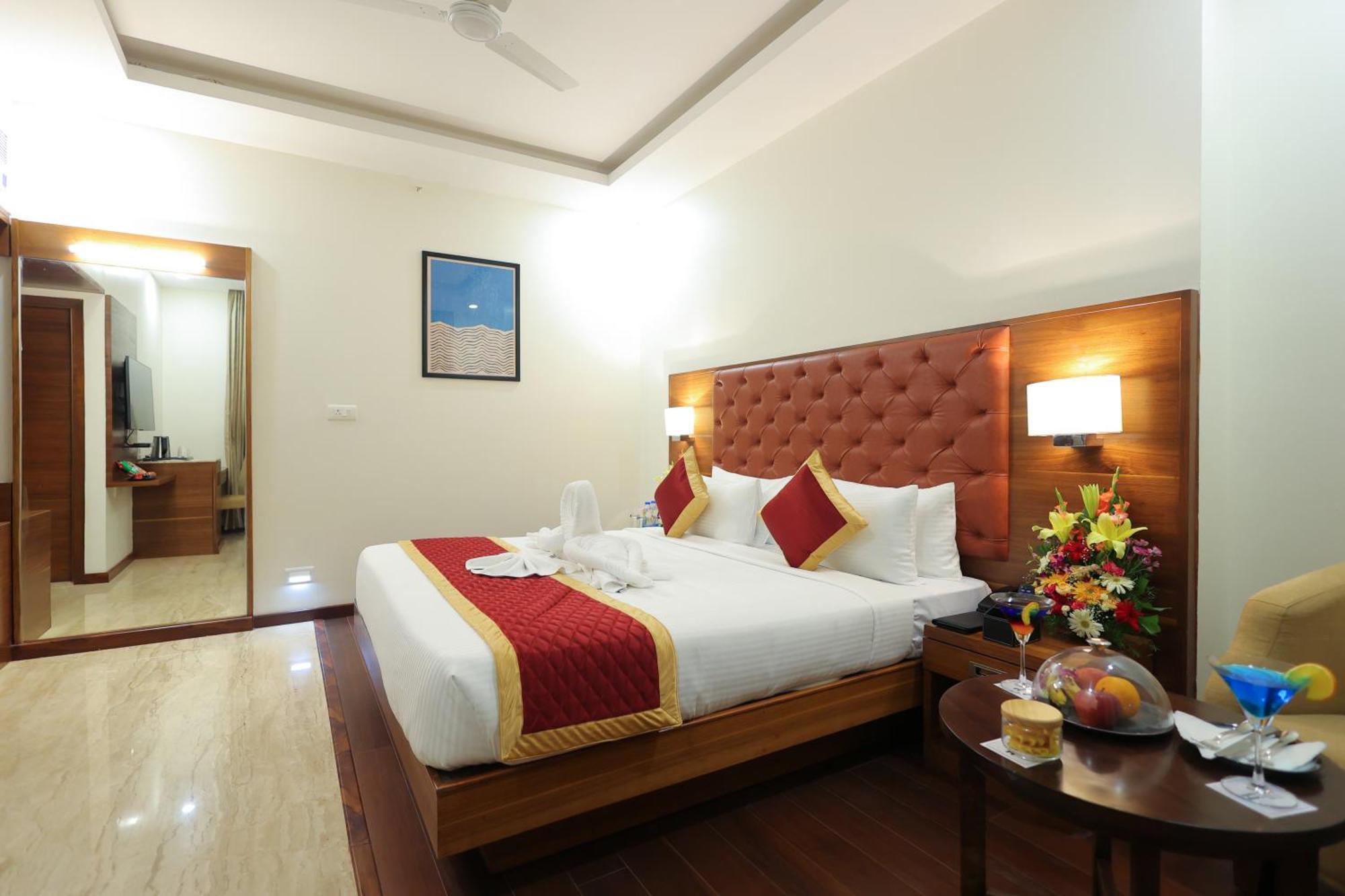 Icon Grand Hotel By Bhagini Bangalore Extérieur photo