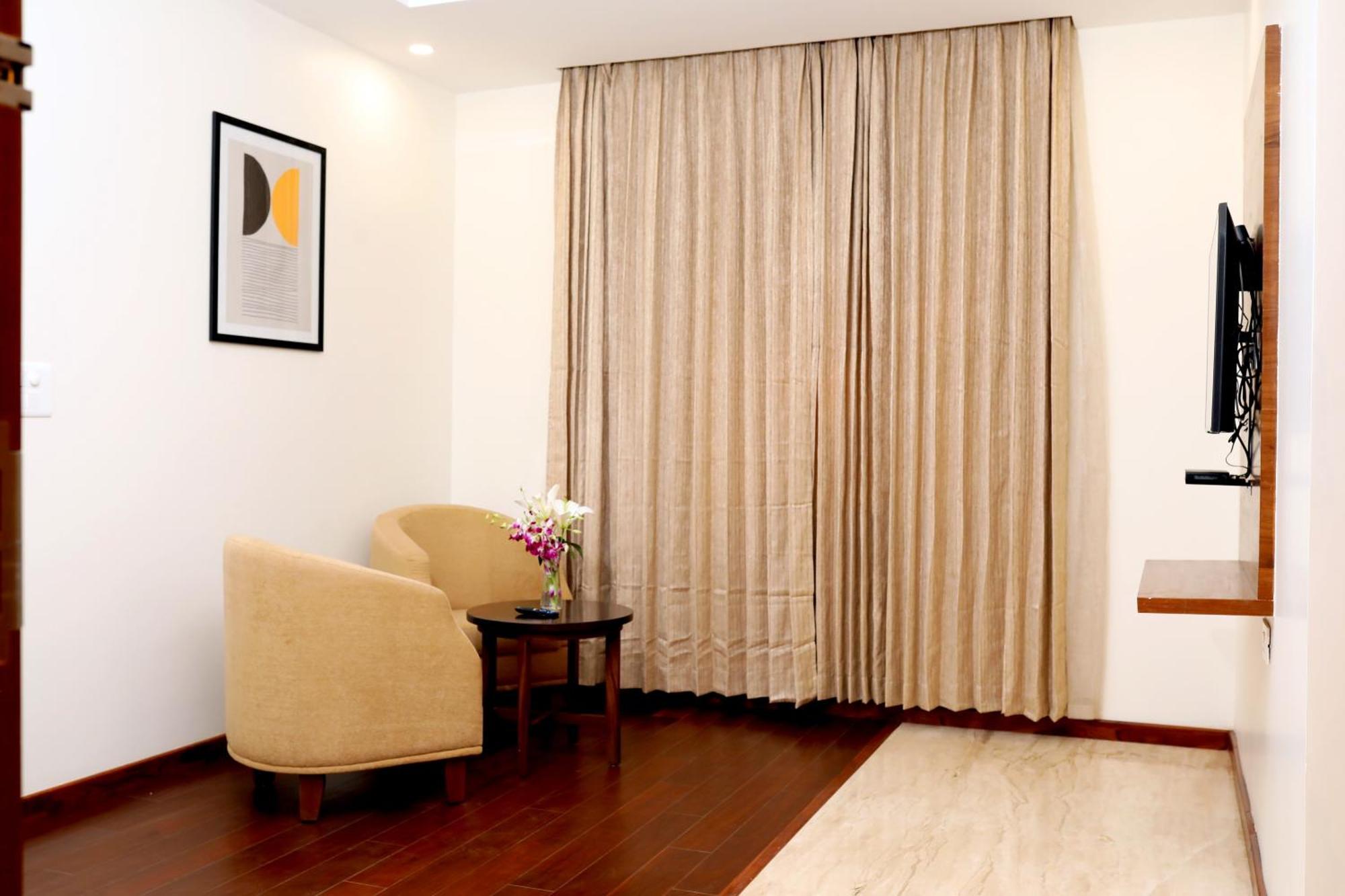 Icon Grand Hotel By Bhagini Bangalore Extérieur photo